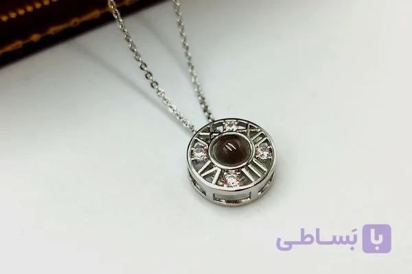 گردنبند میکروسکوپی صد زبان دوستت دارم — تصویر 1