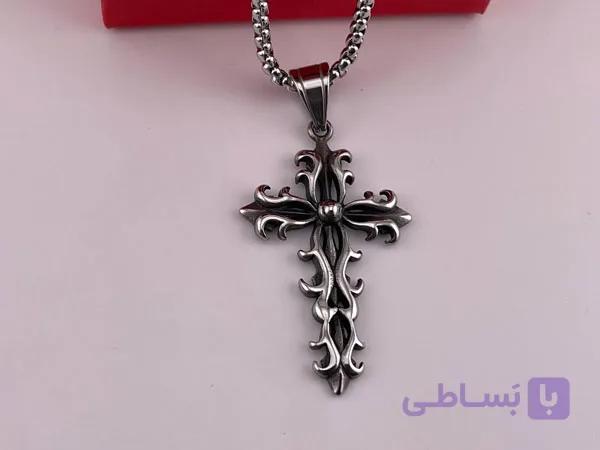 گردنبند صلیب سیاه قلم گنگ استیل — تصویر 1