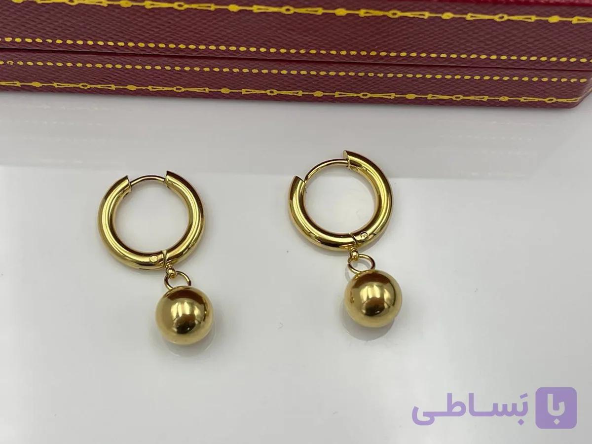 گوشواره طرح آویز گوی طلایی — تصویر 1