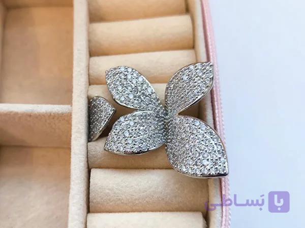 انگشتر پروانه بزرگ نگینی نقره ای — تصویر 1