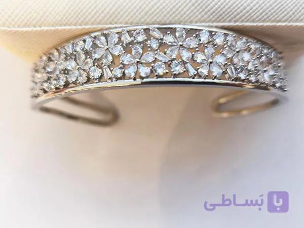 بنگل دخترانه نگینی طرح گل — تصویر 1