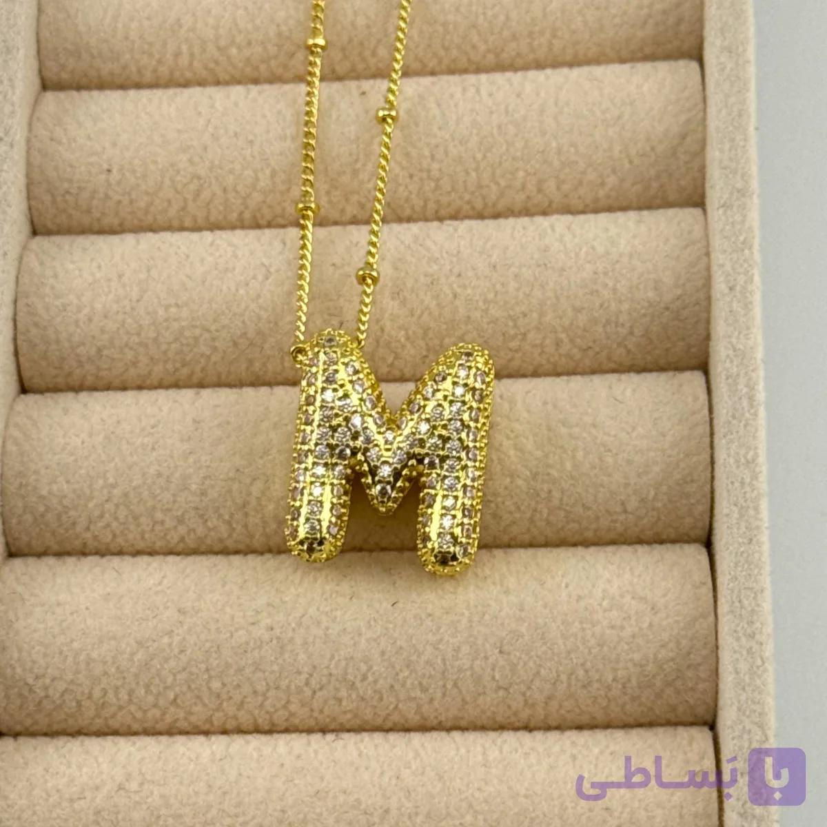 گردنبند حرف M طلایی — تصویر 1