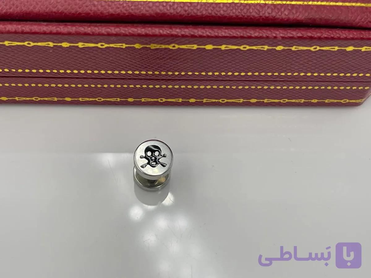 پیرسینگ گوش طرح دزدادن دریایی — تصویر 1