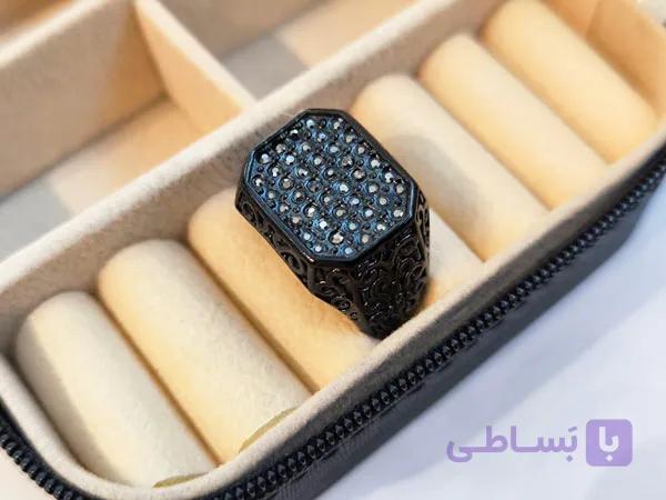 انگشتر مشکی نگین مخراج شیک — تصویر 1