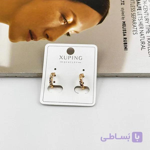 گوشواره نقره‌ای با بافت براق