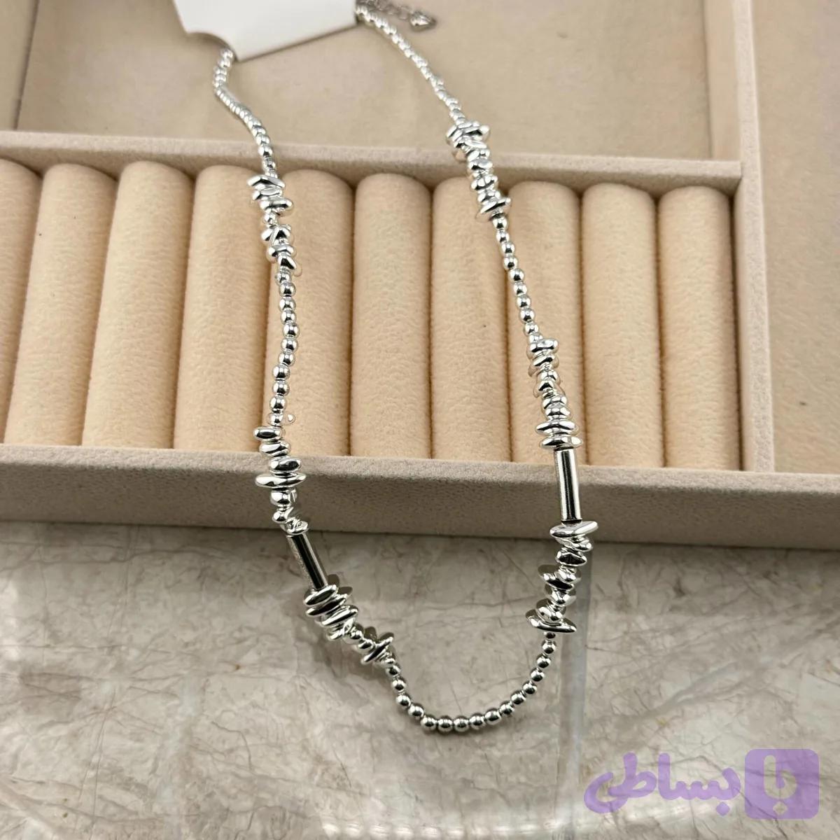 گردنبند زنانه نقره‌ای (کد M8V3G) — تصویر 1