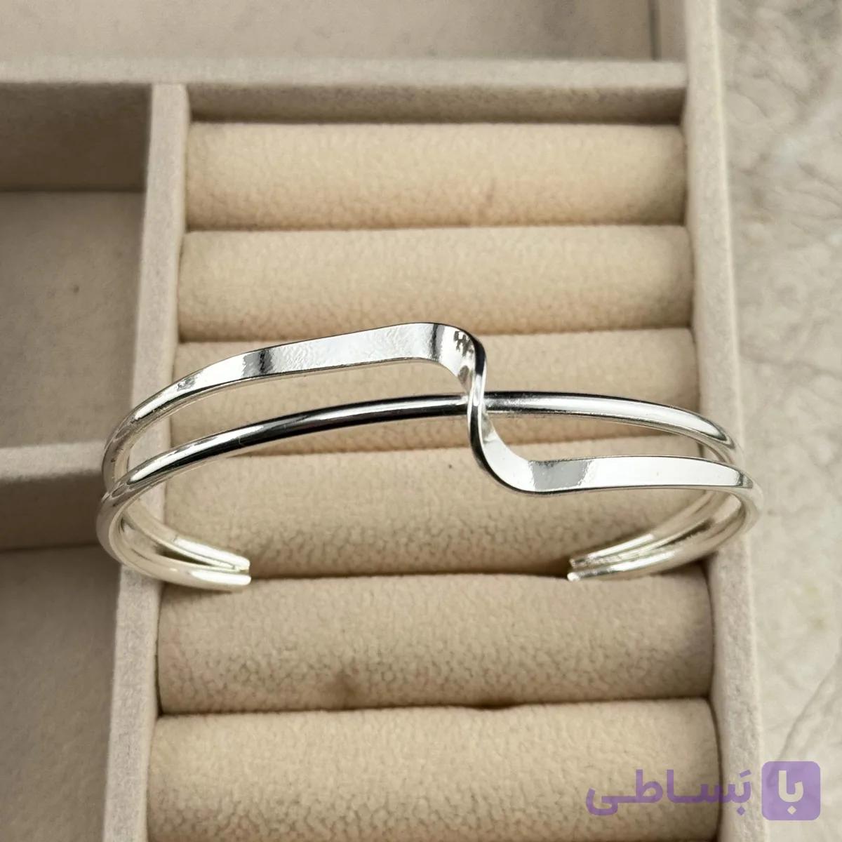 خرید دستبند زنانه طرح موج — تصویر 1