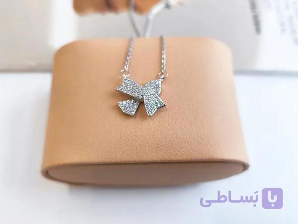 گردنبند پاپیون نگین مخراج کد 11028 — تصویر 1