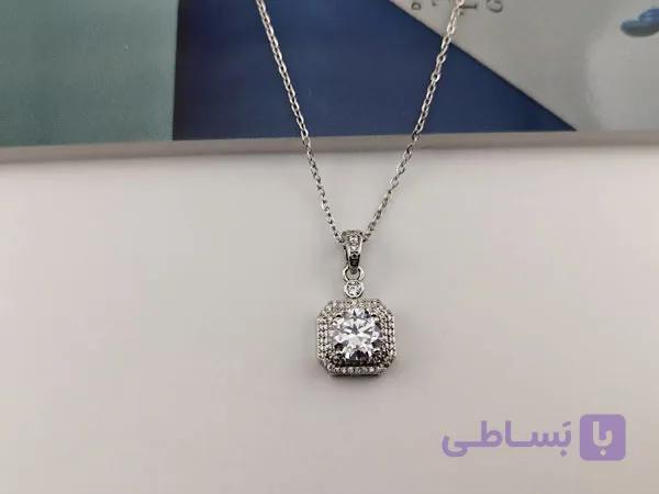 گردنبند خاص تک نگین نقره ای — تصویر 1