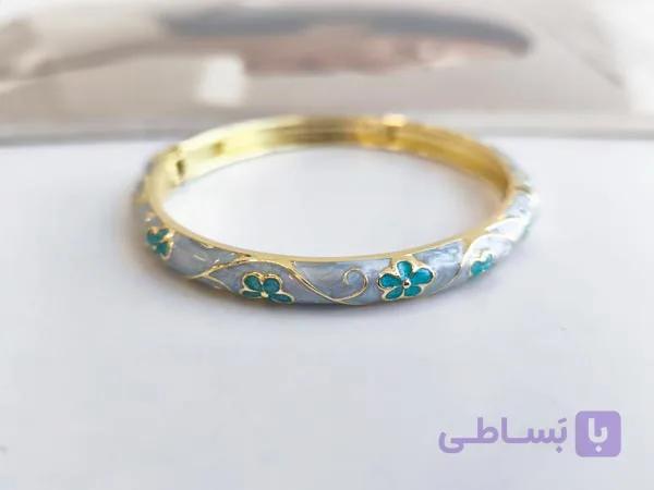 دستبند رنگ ثابت میناکاری طرح گل کد 10991 — تصویر 1