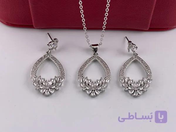 نیم ست طرح جواهر مجلسی نقره ای — تصویر 1