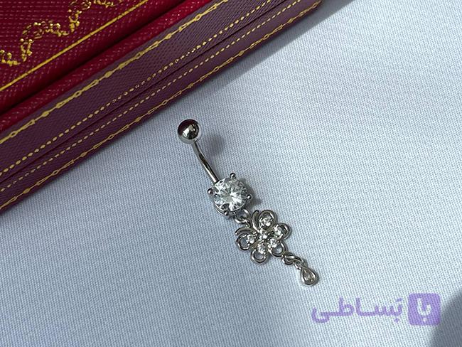 پیرسینگ ناف تک نگین با طراحی جذاب — تصویر 1