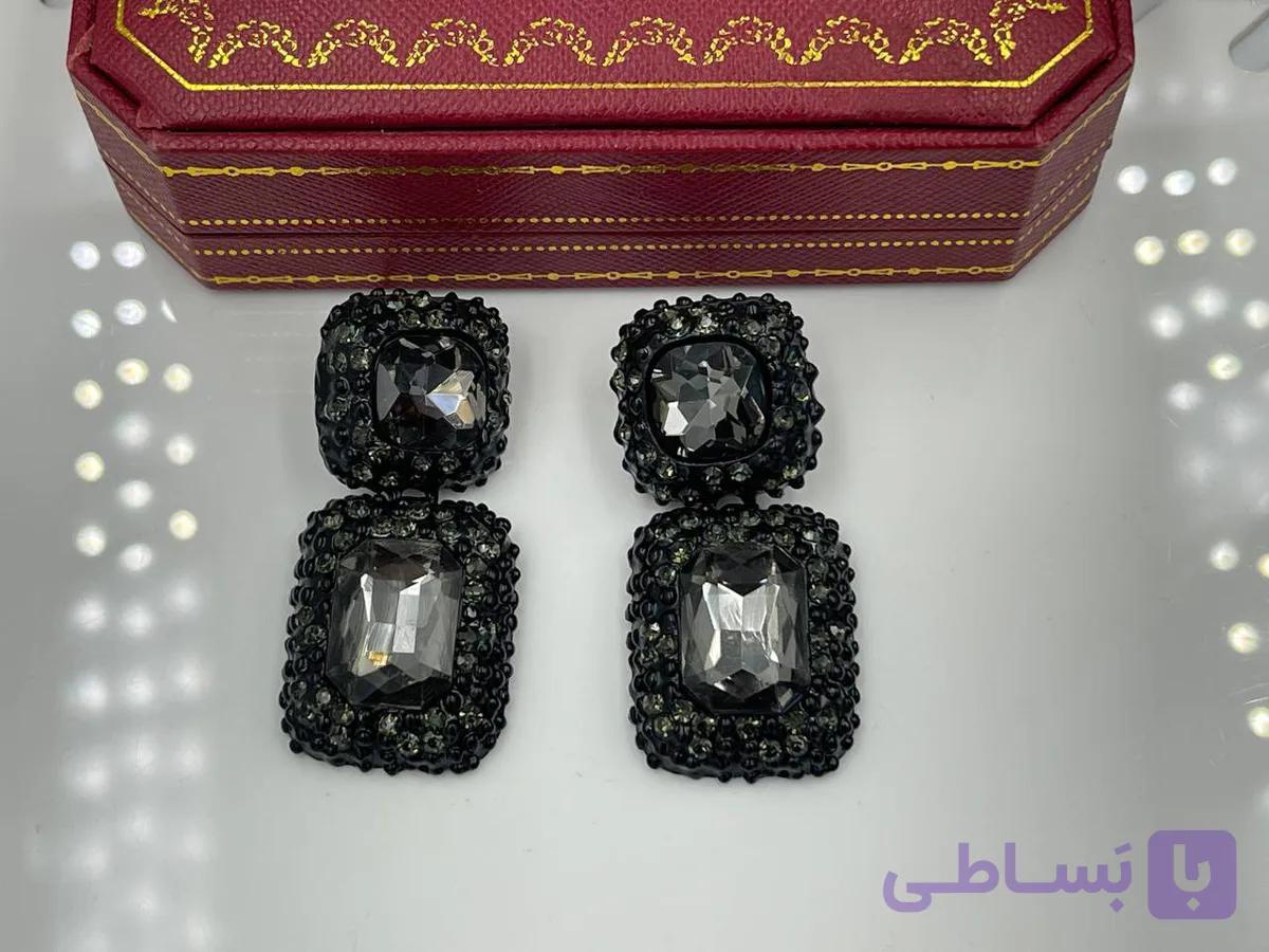 گوشواره مشکی نگین کاری شده — تصویر 1