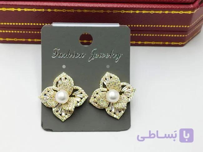 گوشواره زنانه مدل گل مرواریدی — تصویر 1