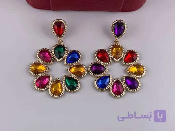 گوشواره نگین اشکی رنگی طرح گل — تصویر 1