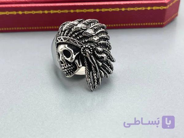 انگشتر گنگ مردانه طرح اسکلت و تاج — تصویر 1