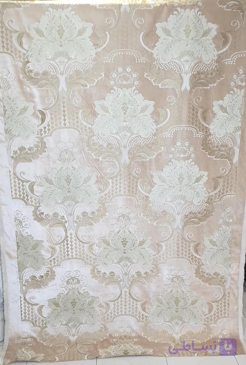 مخمل گلدوزی سنگین کلاسیک گل درشت نگین دار با گل ساتن کد7351