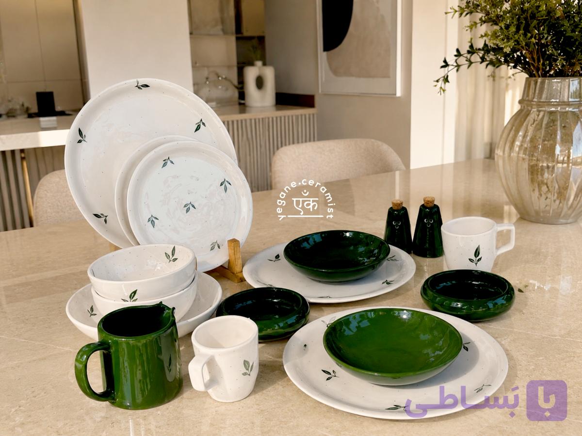 سرویس غذاخوری ترکیب برگ سبز تکرنگ تیره