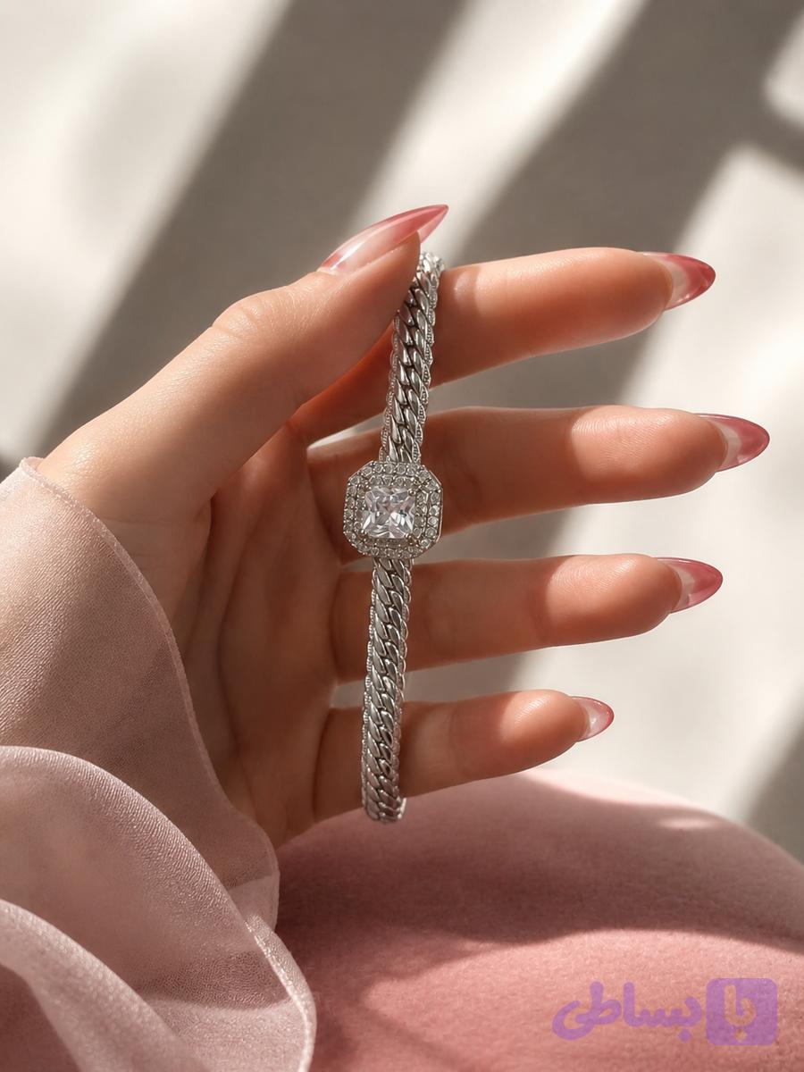 دستبند ماه‌نقره — تصویر 1