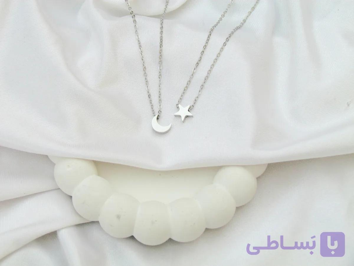 گردنبند استیل ماه و ستاره مینیمال با پلاک سه بعدی