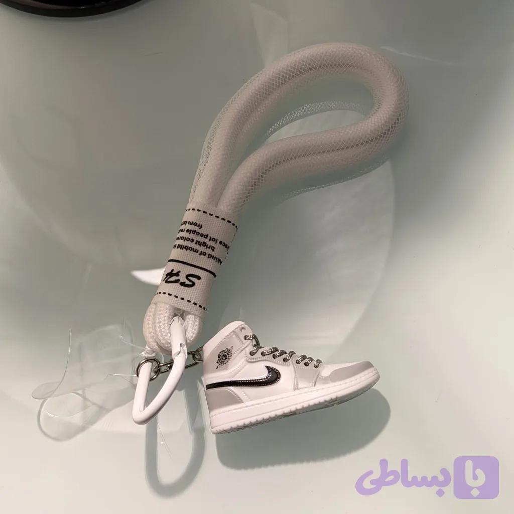 چارم بگ و جاسوییچی نایک جردن