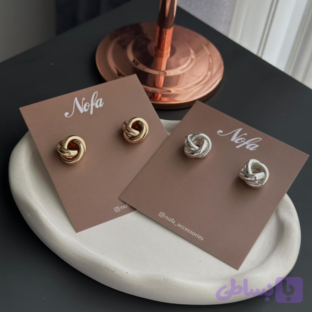 گوشواره میخی