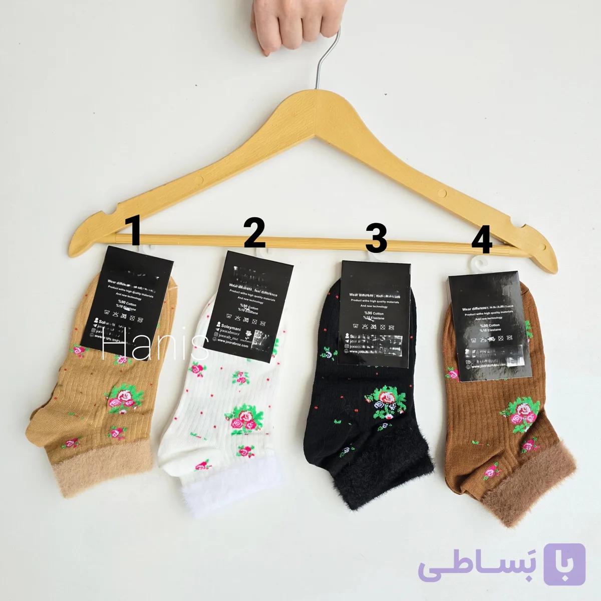 جوراب نیم ساق خزدار نخی گلدار