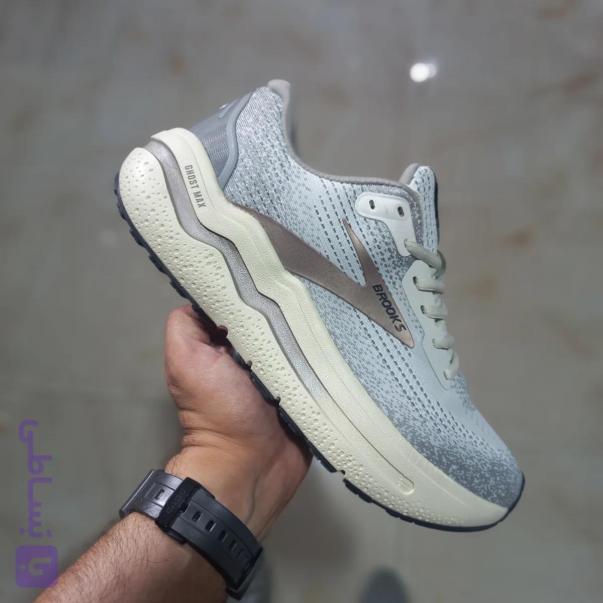 کفش رانینگ بروکس مدل GHOST MAX 2 سایز ۴۲