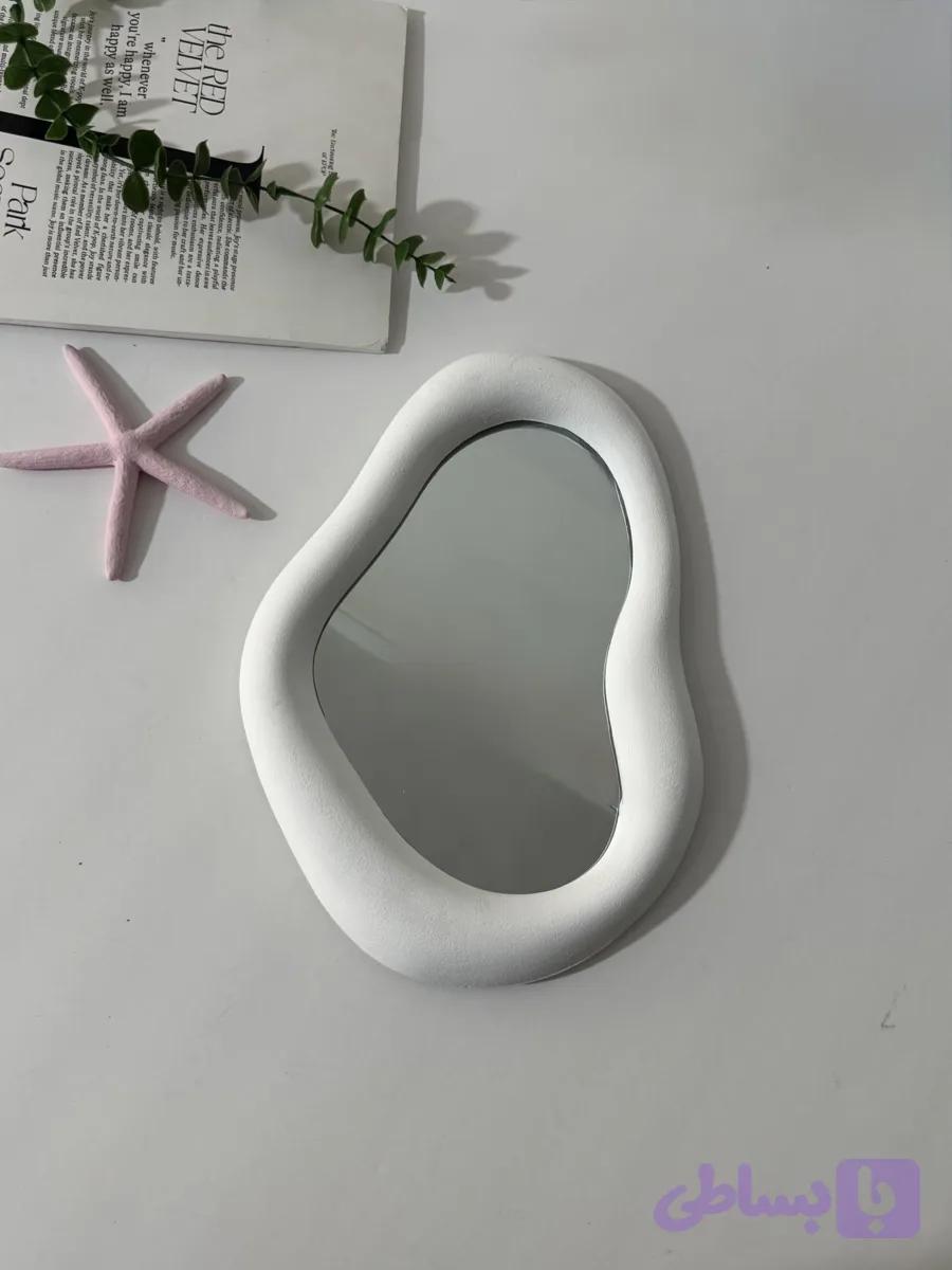 اینه دفرمه مینیمال