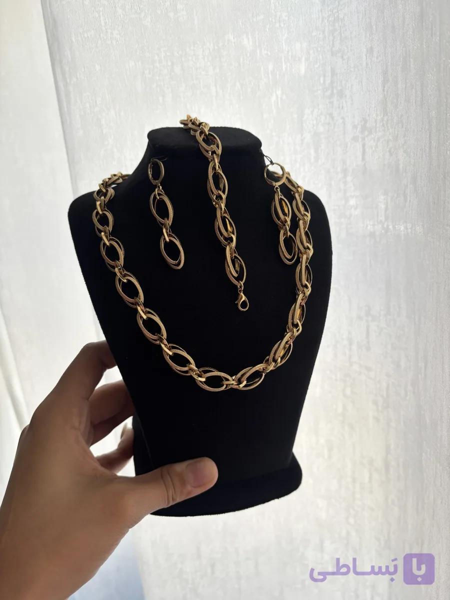 سروریس تراش دار طرح طلا — تصویر 1