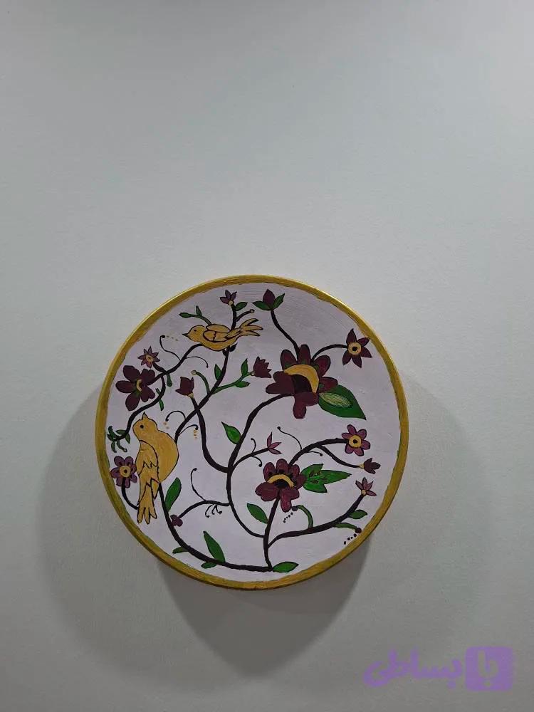 بشقاب سفالی طرح پرنده و بوته
