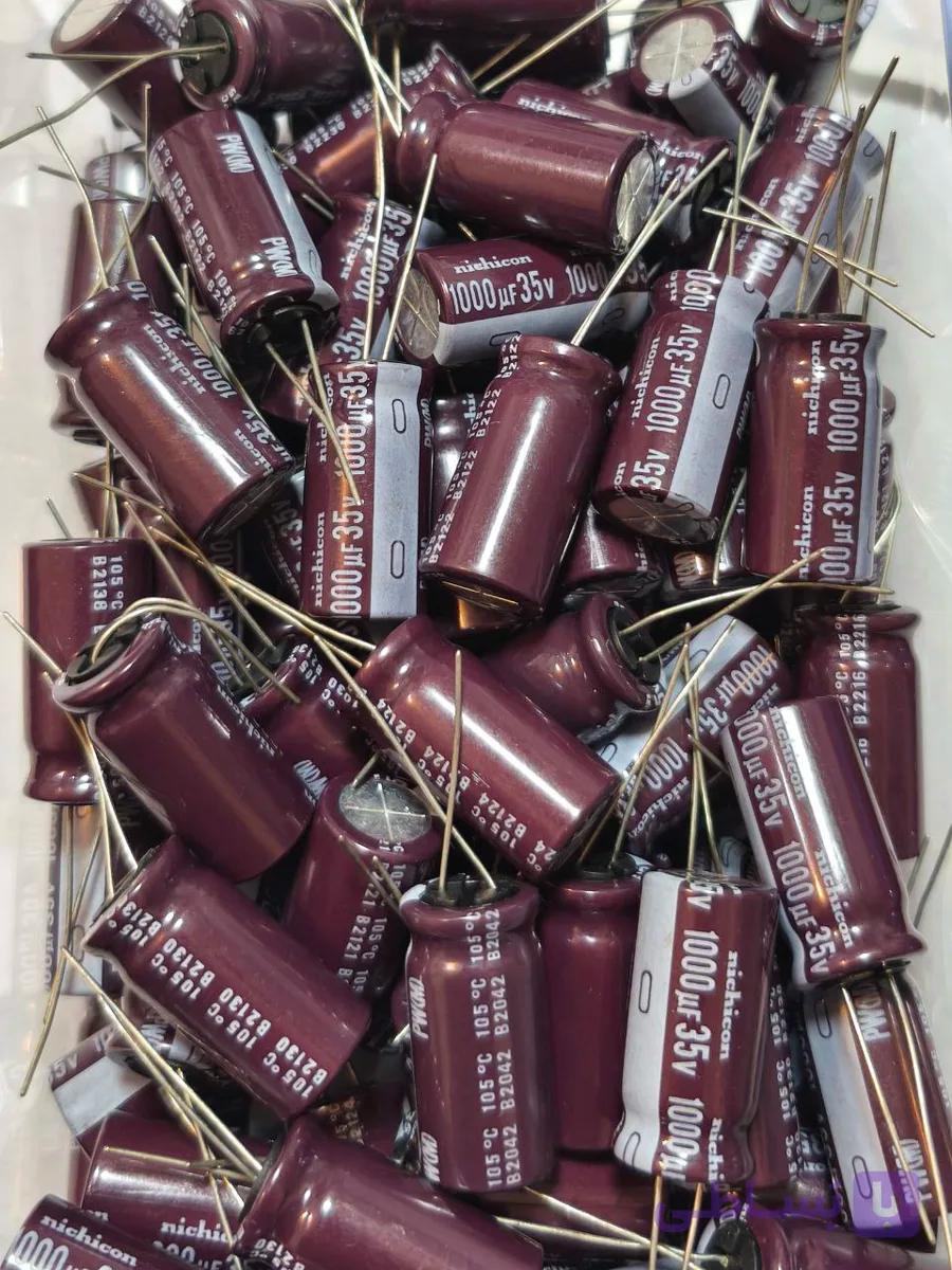 خازن الکترولیتی 1000 میکروفاراد 35 ولت نیچیکون 1000uF 35V Nichicon — تصویر 1