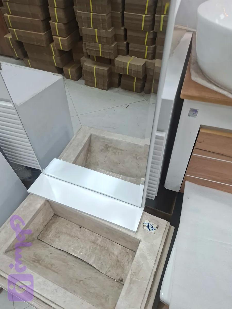 اینه ۶۰