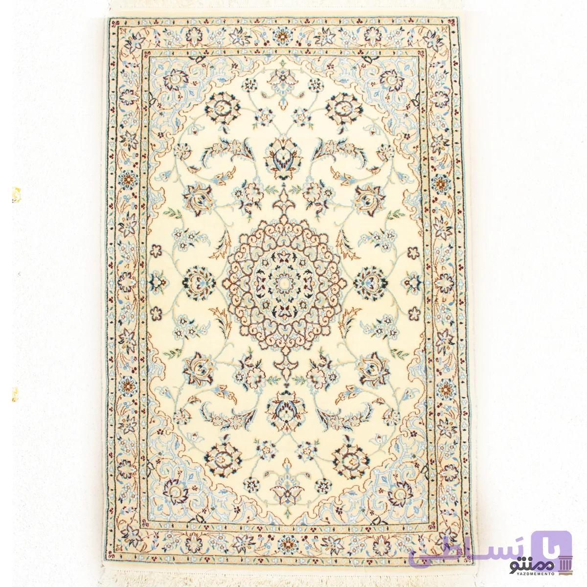 قالیچه دستباف زرع و نیم نائین پشم و ابریشم — تصویر 1