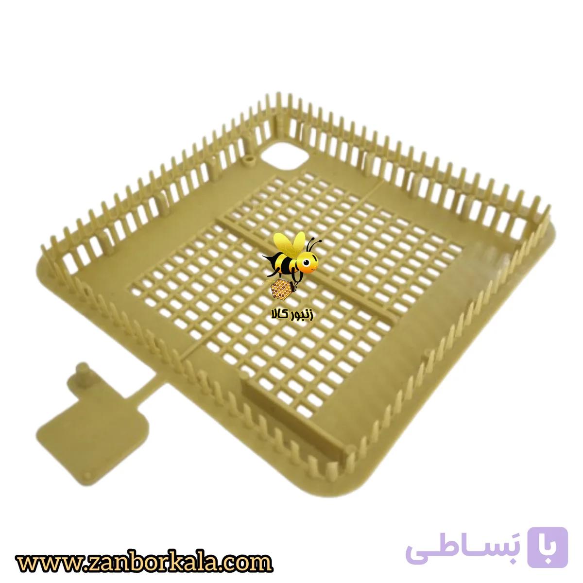 قفس معرفی ملکه — تصویر 1