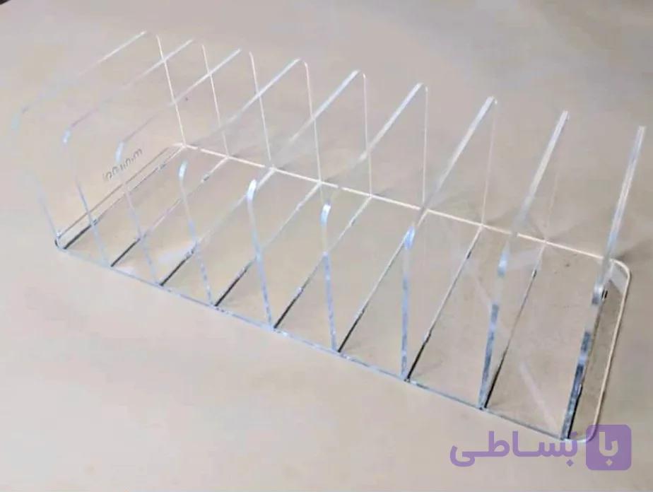 استند آرایشی مینیمال مدل رژ گونه مناسب برای رژ گونه پنکک و غیره متریال پلکسی گلس درجه یک