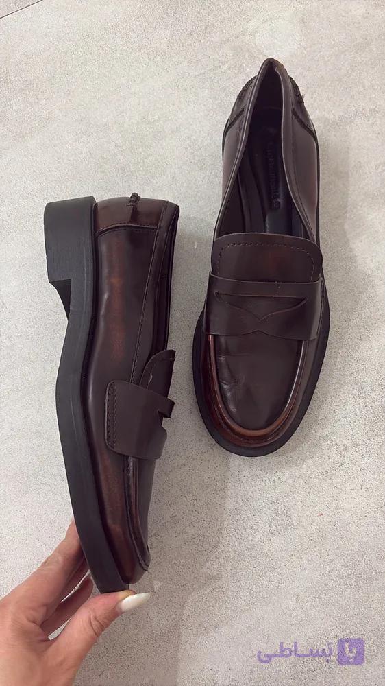 لوفر Stradivarius