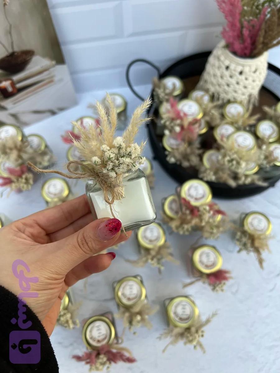 شمع مدل گیفت شیشه ای عروس و پامپاس در رنگبندی متنوع