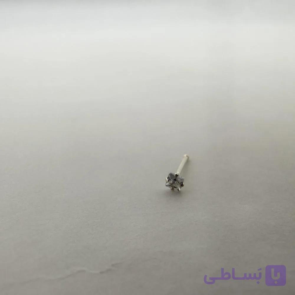 پیرسینگ بینی نقره میخی طرح مربع سایز متوسط — تصویر 1