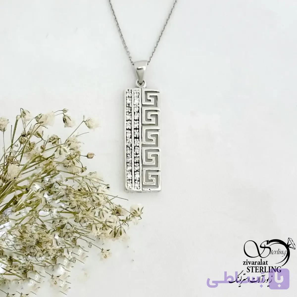 گردنبند ورساچه مستطیلی نگین دار نقره عیار 925 کد 21498 — تصویر 1