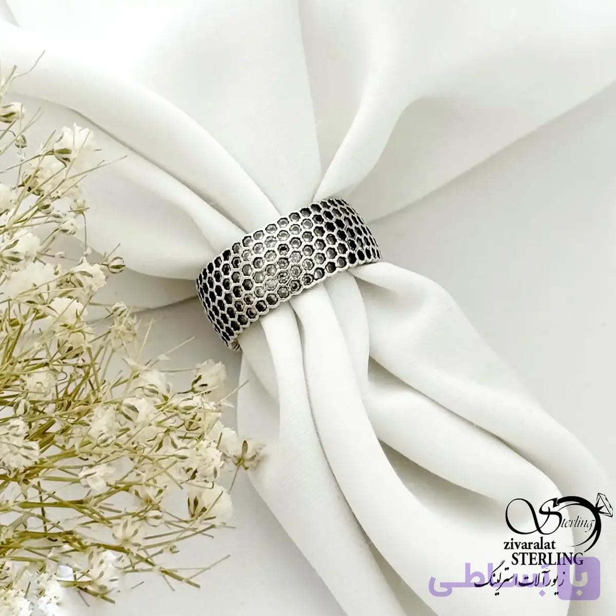 انگشتر نقره زنانه سایز 8 عیار 925 کد 21467 — تصویر 1