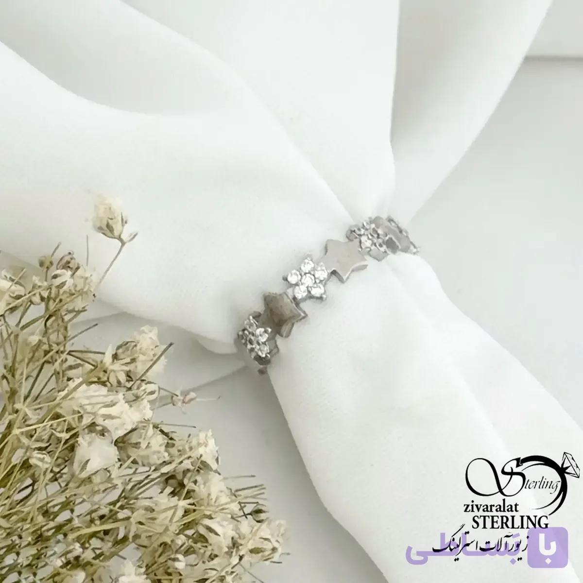 انگشتر نقره زنانه طرح ستاره و گل نگین دار کد 21522 — تصویر 1