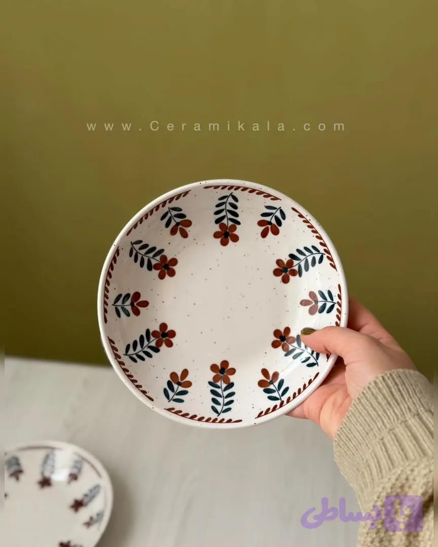 بشقاب گل قهوه ای