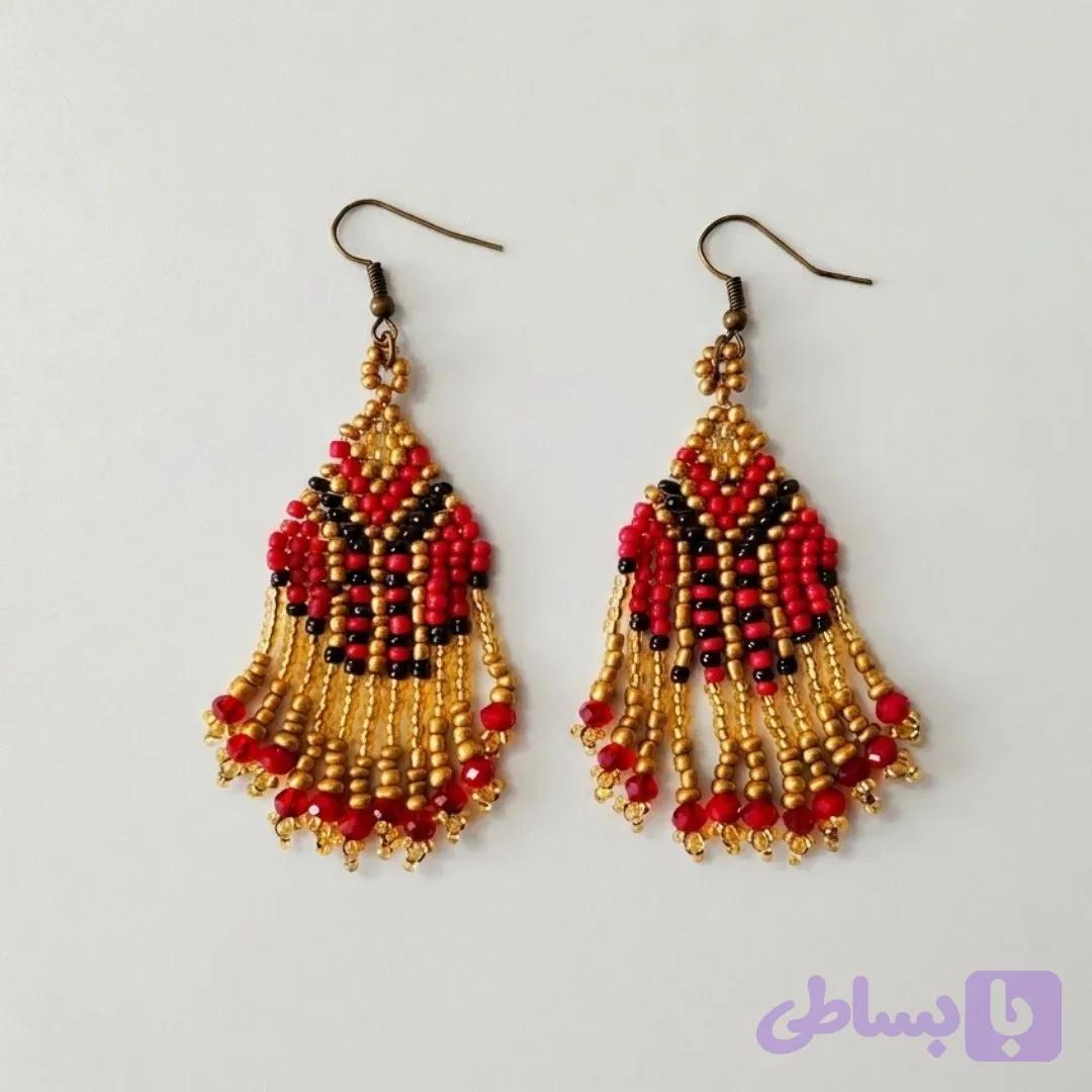گوشواره منجوق دوزی آویز دار مدل دل آرا — تصویر 1