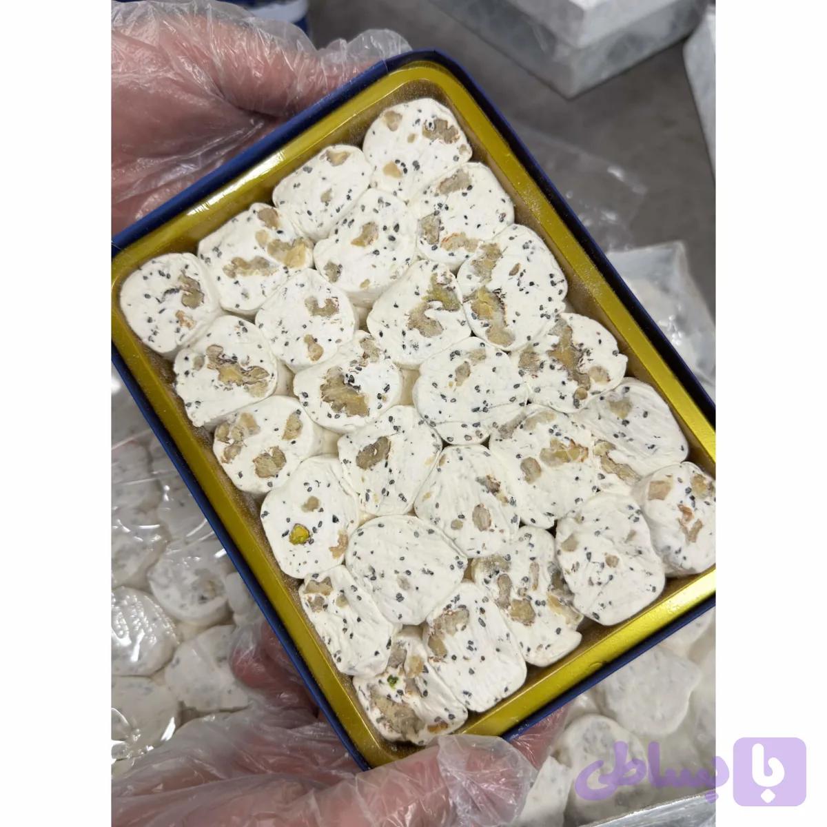 گز گردویی لوکس