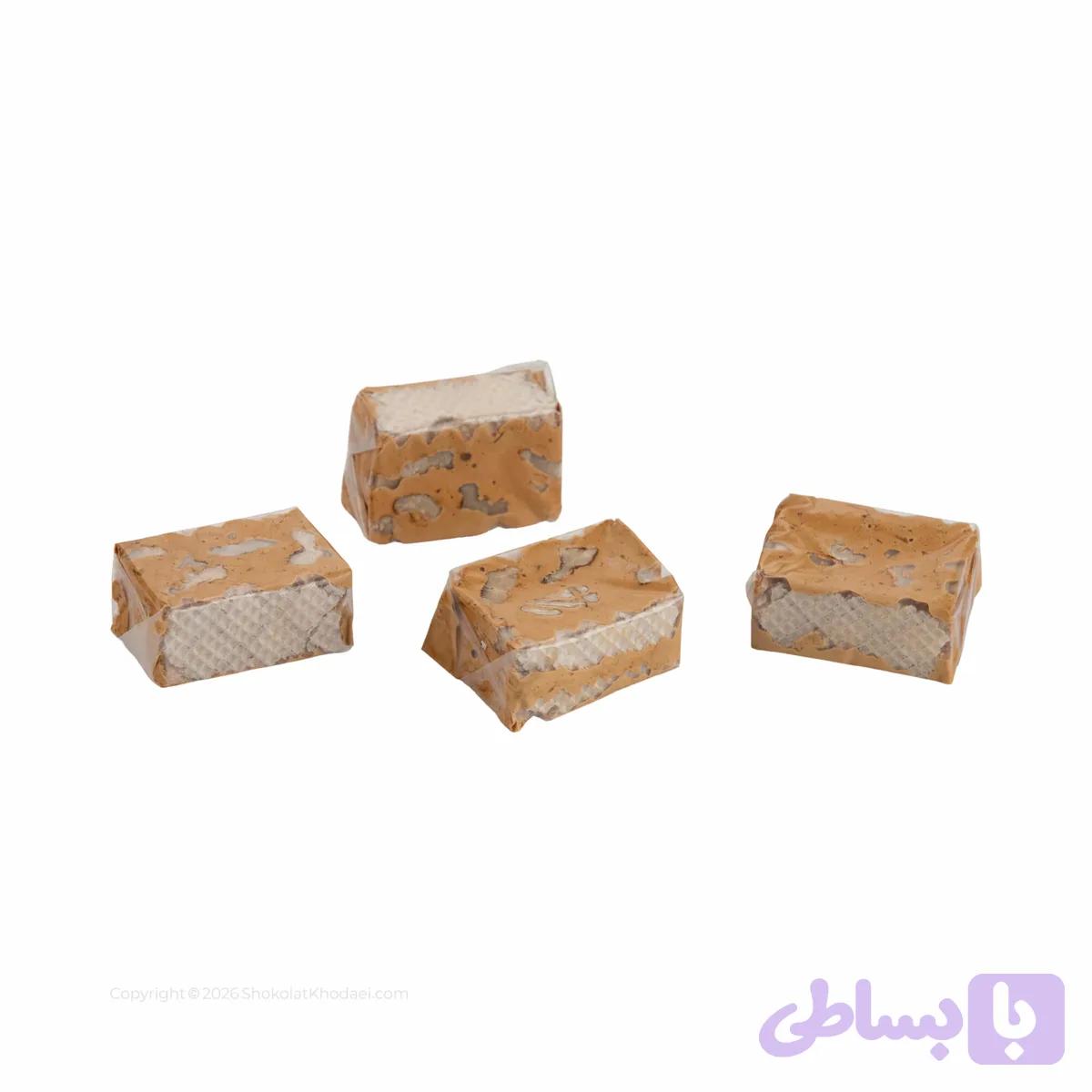 نوقا شیره خرما گردو