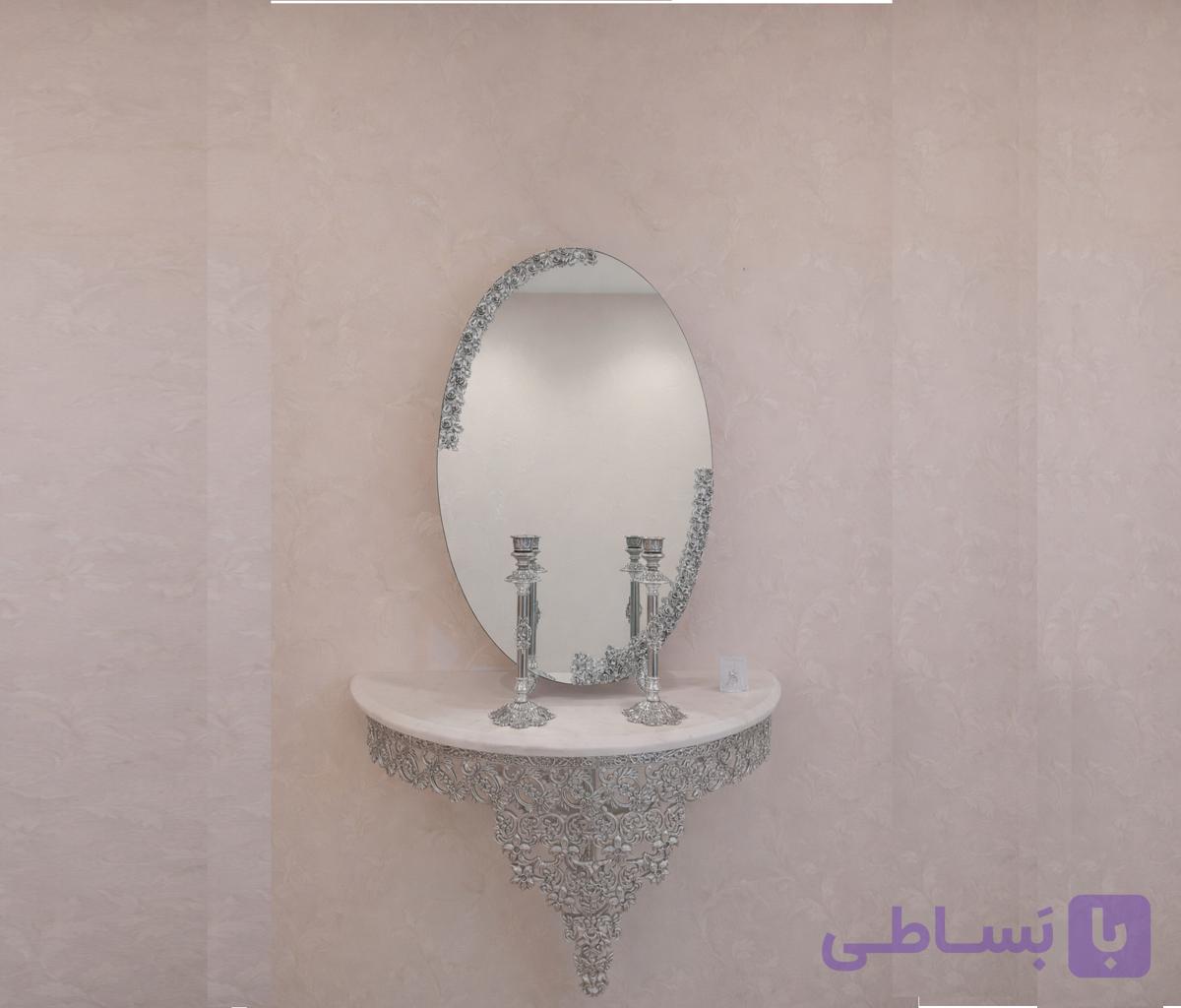 آینه و شمعدان نقره ای