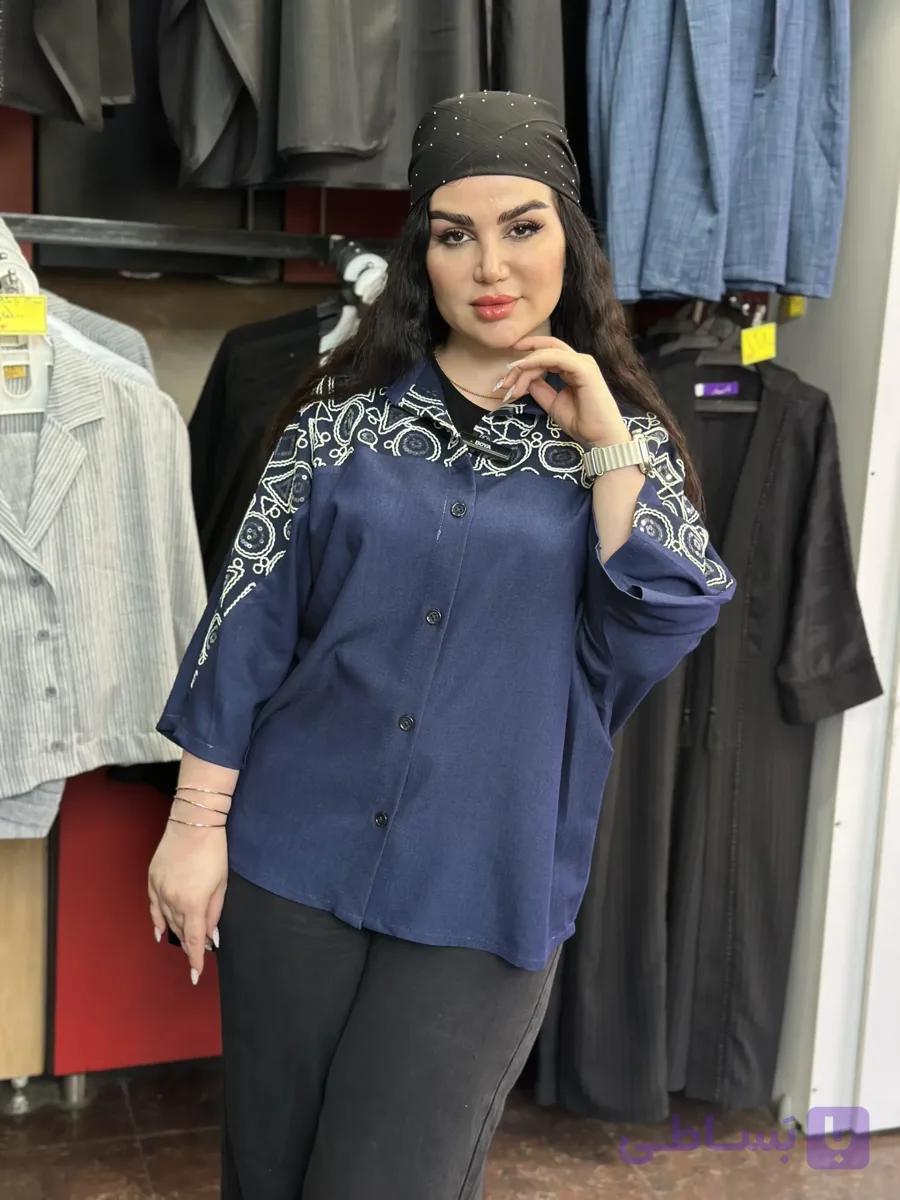 شومیز زنانه تنسل جین گلدوزی شده آبی | مناسب تا سایز ۵۲ — تصویر 1