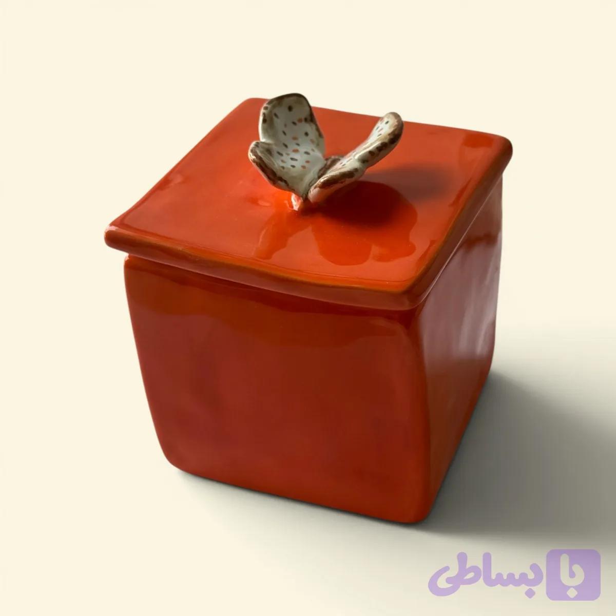 باکس سرامیکی طرح پروانه