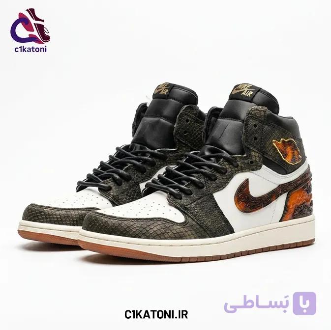 کفش نایک ایر جردن وان (Jordan 1) ساق‌ دار پترن مار مشکی سفید — تصویر 1